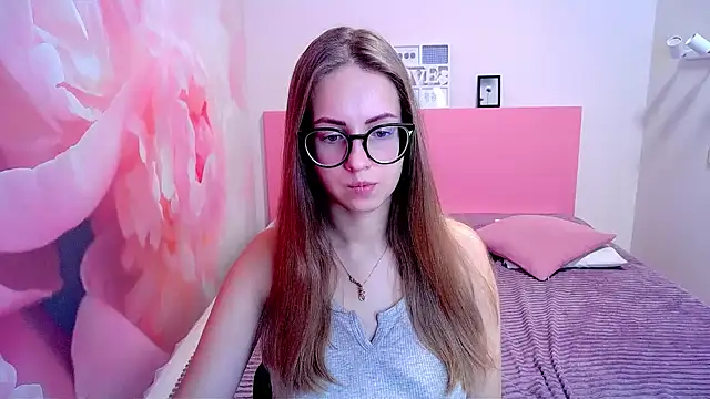 AliceAdams online show from 12.18.24