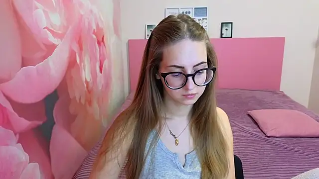 AliceAdams online show from 02.14.25