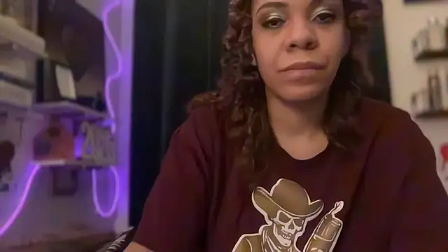 Snapshot of Sanaawest chatting on 01.19.26 Sanaawest online show from 01.19.26