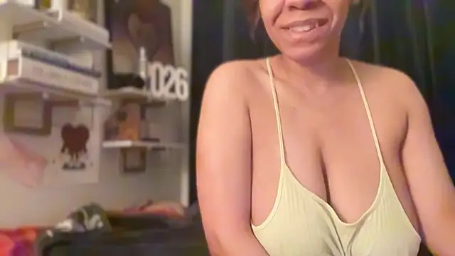 Snapshot of Sanaawest chatting on 02.02.26 Sanaawest online show from 02.02.26