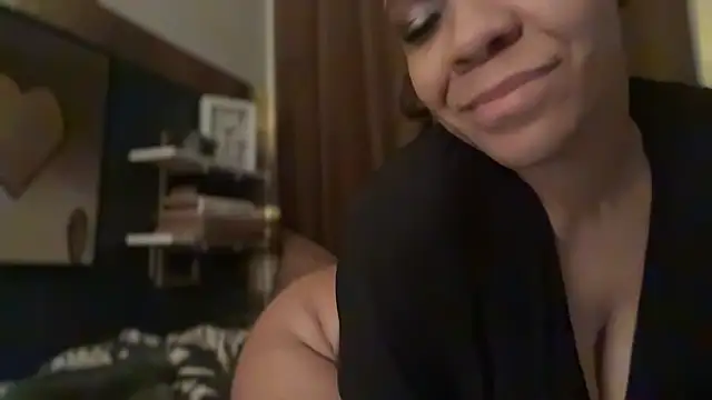 Snapshot of Sanaawest chatting on 04.07.26 Sanaawest online show from 04.07.26