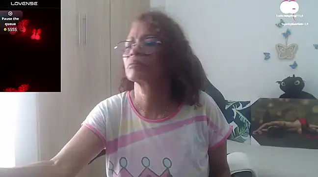 Snapshot of BustyMilf_ chatting on 02.09.25 BustyMilf  online show from 02.09.25