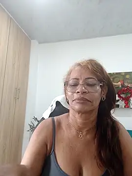 BustyMilf  online show from 03.14.26