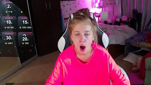Kira honeyy online show from 07.25.26