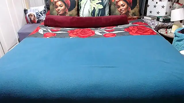 BUSTYDEE online show from 05.13.26