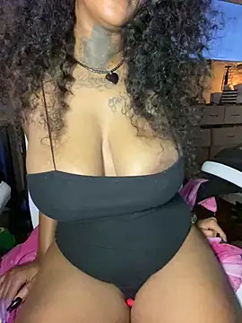 MzParker online show from 02.18.25