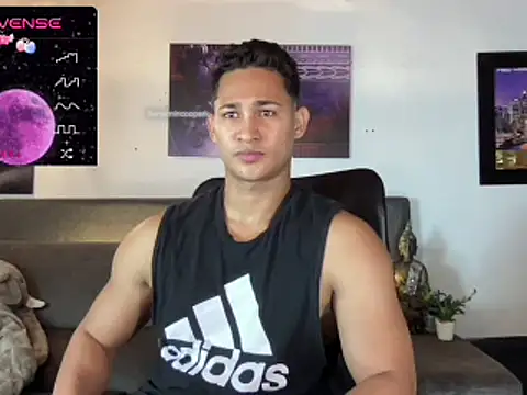 Snapshot of BenjaminCooperk chatting on 03.08.25 BenjaminCooperk online show from 03.08.25