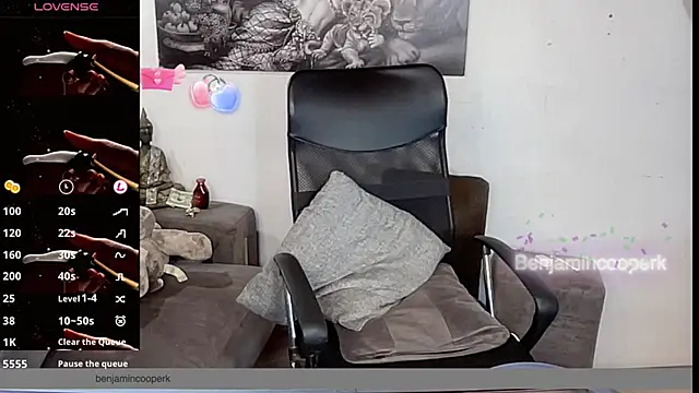Snapshot of BenjaminCooperk chatting on 09.15.25 BenjaminCooperk online show from 09.15.25
