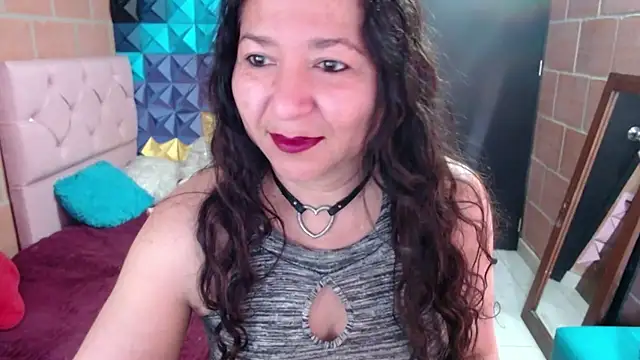 Snapshot of katifoxx chatting on 01.30.25 katifoxx online show from 01.30.25