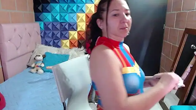 Snapshot of katifoxx chatting on 01.31.25 katifoxx online show from 01.31.25