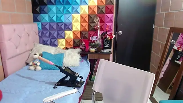 Snapshot of katifoxx chatting on 02.10.25 katifoxx online show from 02.10.25