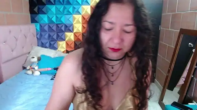 Snapshot of katifoxx chatting on 02.27.25 katifoxx online show from 02.27.25