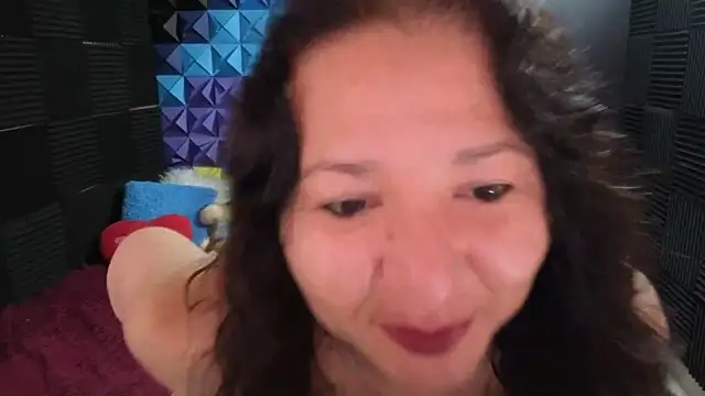 Snapshot of katifoxx chatting on 09.12.25 katifoxx online show from 09.12.25