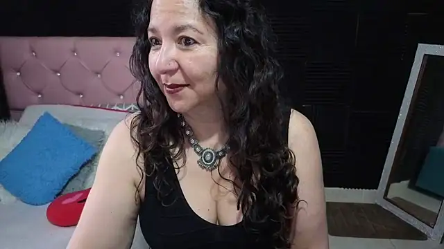 katifoxx online show from 04.28.26