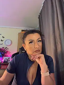 Snapshot of Hotangel75 chatting on 06.02.26 Hotangel75 online show from 06.02.26