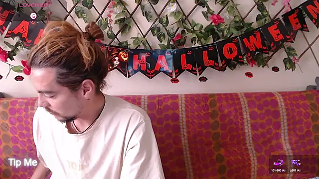 Snapshot of Jack_Emily1 chatting on 10.20.25 Jack Emily1 online show from 10.20.25