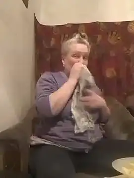 Snapshot of Cerd_Ayaz chatting on 03.04.25 Cerd Ayaz online show from 03.04.25