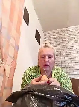 Snapshot of Cerd_Ayaz chatting on 09.09.25 Cerd Ayaz online show from 09.09.25