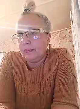 Snapshot of Cerd_Ayaz chatting on 09.10.25 Cerd Ayaz online show from 09.10.25