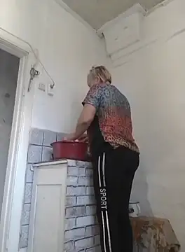 Snapshot of Cerd_Ayaz chatting on 09.21.25 Cerd Ayaz online show from 09.21.25