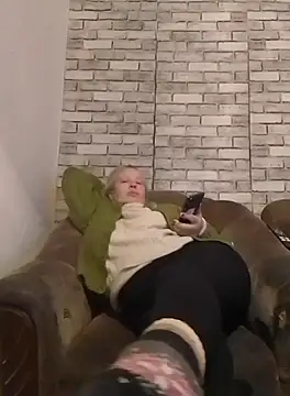 Snapshot of Cerd_Ayaz chatting on 10.12.25 Cerd Ayaz online show from 10.12.25