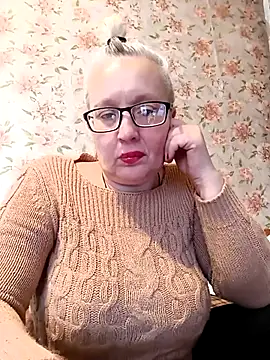 Snapshot of Cerd_Ayaz chatting on 10.16.25 Cerd Ayaz online show from 10.16.25