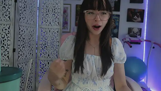 Snapshot of makiyahbelle chatting on 06.24.26 makiyahbelle online show from 06.24.26