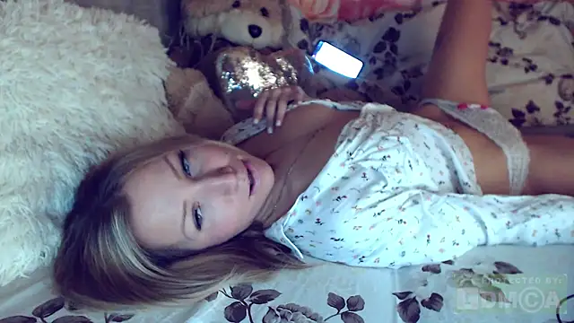 Snapshot of mimmi_ chatting on 01.27.25 mimmi online show from 01.27.25