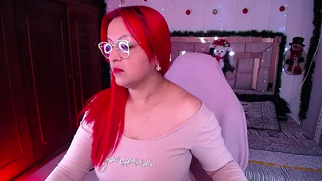 salomecastro  online show from 12.16.25