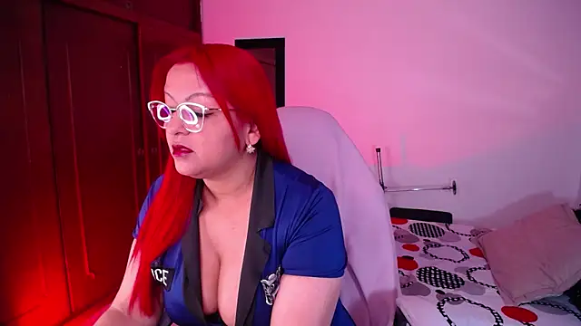 salomecastro  online show from 03.11.26