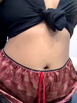 Snapshot of angelwavy chatting on 11.30.25 angelwavy online show from 11.30.25