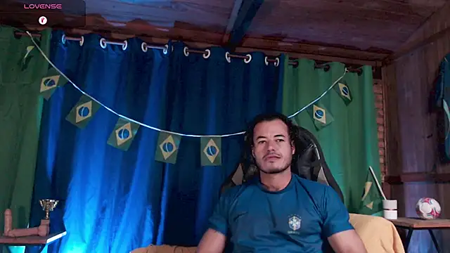 Snapshot of PedroMancini chatting on 07.11.26 PedroMancini online show from 07.11.26