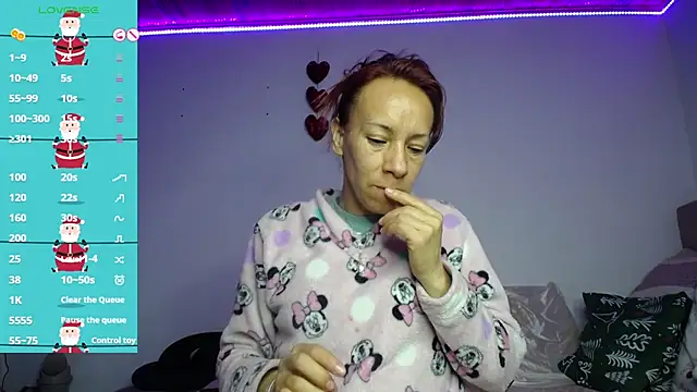 Snapshot of cristin_doll_ chatting on 12.30.24 cristin doll online show from 12.30.24