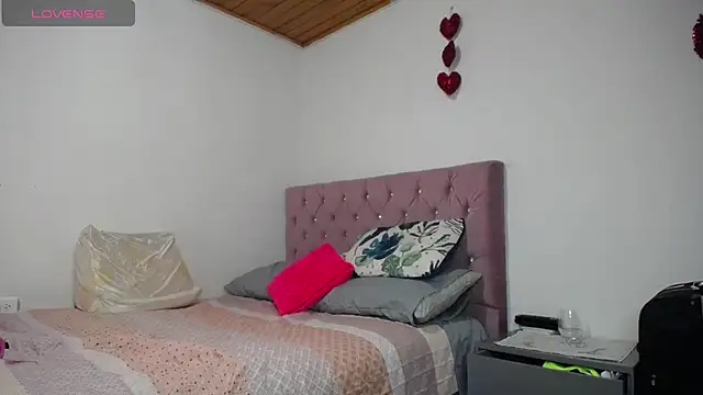 Snapshot of cristin_doll_ chatting on 02.06.25 cristin doll online show from 02.06.25