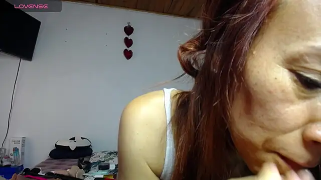 Snapshot of cristin_doll_ chatting on 02.20.25 cristin doll online show from 02.20.25