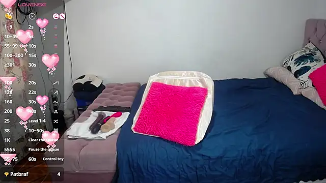 Snapshot of cristin_doll_ chatting on 03.12.25 cristin doll online show from 03.12.25