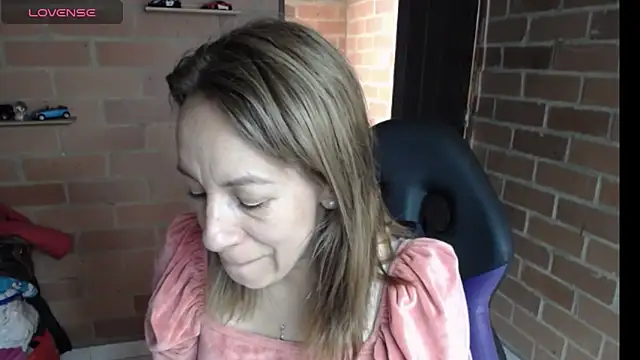 cristin doll  online show from 04.24.26