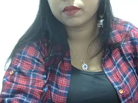 Snapshot of ROSEE_MERRYYYY chatting on 02.28.25 ROSEE MERRYYYY online show from 02.28.25