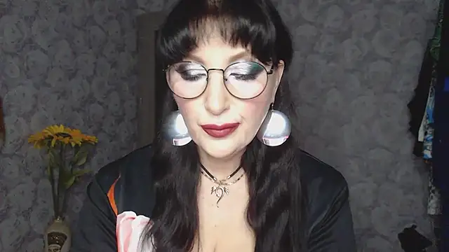 Snapshot of Aziza1 chatting on 01.26.25 Aziza1 online show from 01.26.25