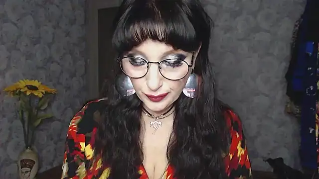 Snapshot of Aziza1 chatting on 02.16.25 Aziza1 online show from 02.16.25