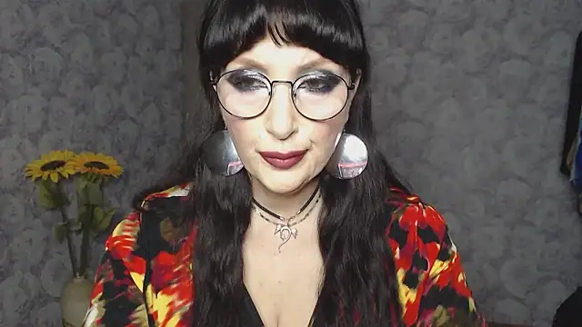 Snapshot of Aziza1 chatting on 03.11.25 Aziza1 online show from 03.11.25