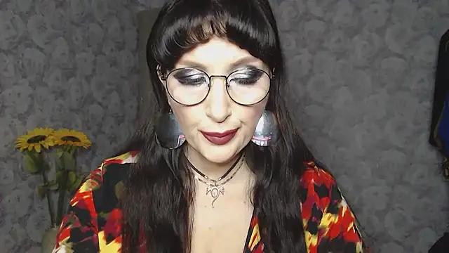 Snapshot of Aziza1 chatting on 03.11.25 Aziza1 online show from 03.11.25