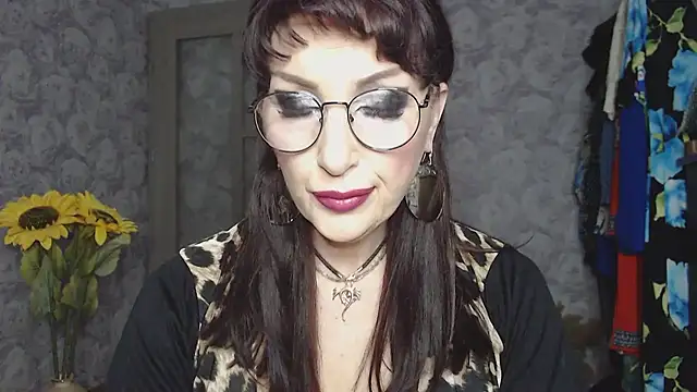 Snapshot of Aziza1 chatting on 05.09.26 Aziza1 online show from 05.09.26