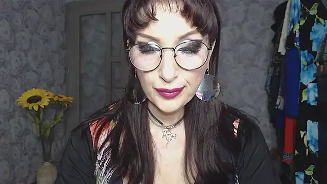 Snapshot of Aziza1 chatting on 05.10.26 Aziza1 online show from 05.10.26