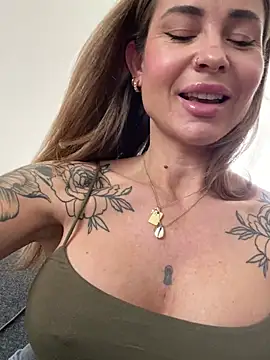 Etwas neugierig online show from 03.08.25