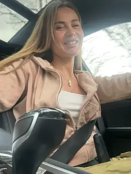 Etwas neugierig online show from 03.10.25