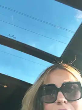 Etwas neugierig online show from 03.11.25