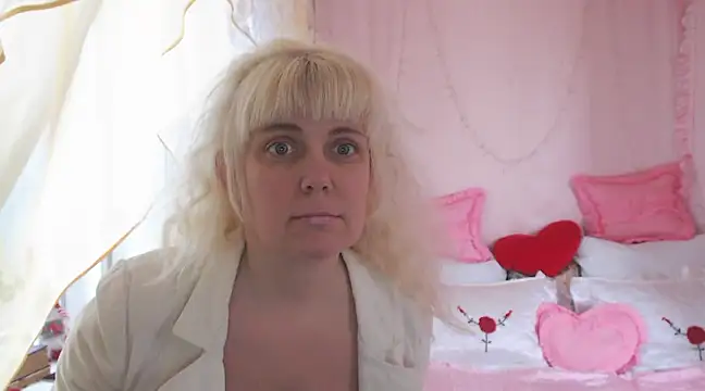 SunnySylvia online show from 02.22.25