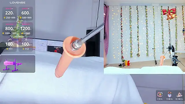 Snapshot of Alessandra_Smith chatting on 12.15.24 Alessandra Smith online show from 12.15.24