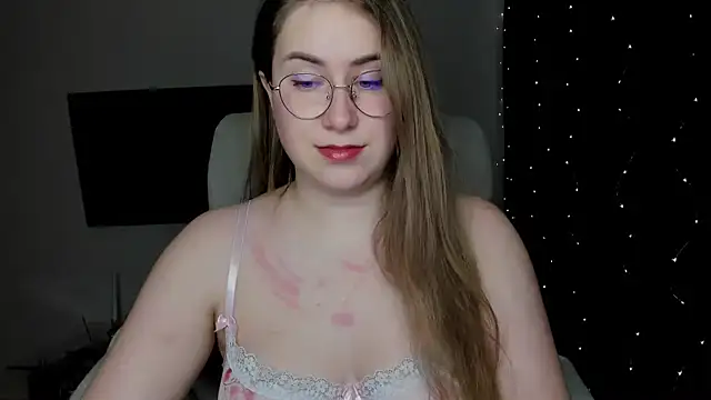 SeasonalSomeone online show from 12.20.24